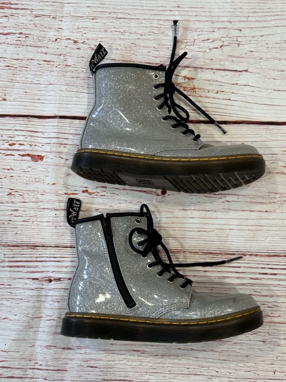 Dr Martens Docs Zavala J Combat Boots in Silver Glitter Sz 2